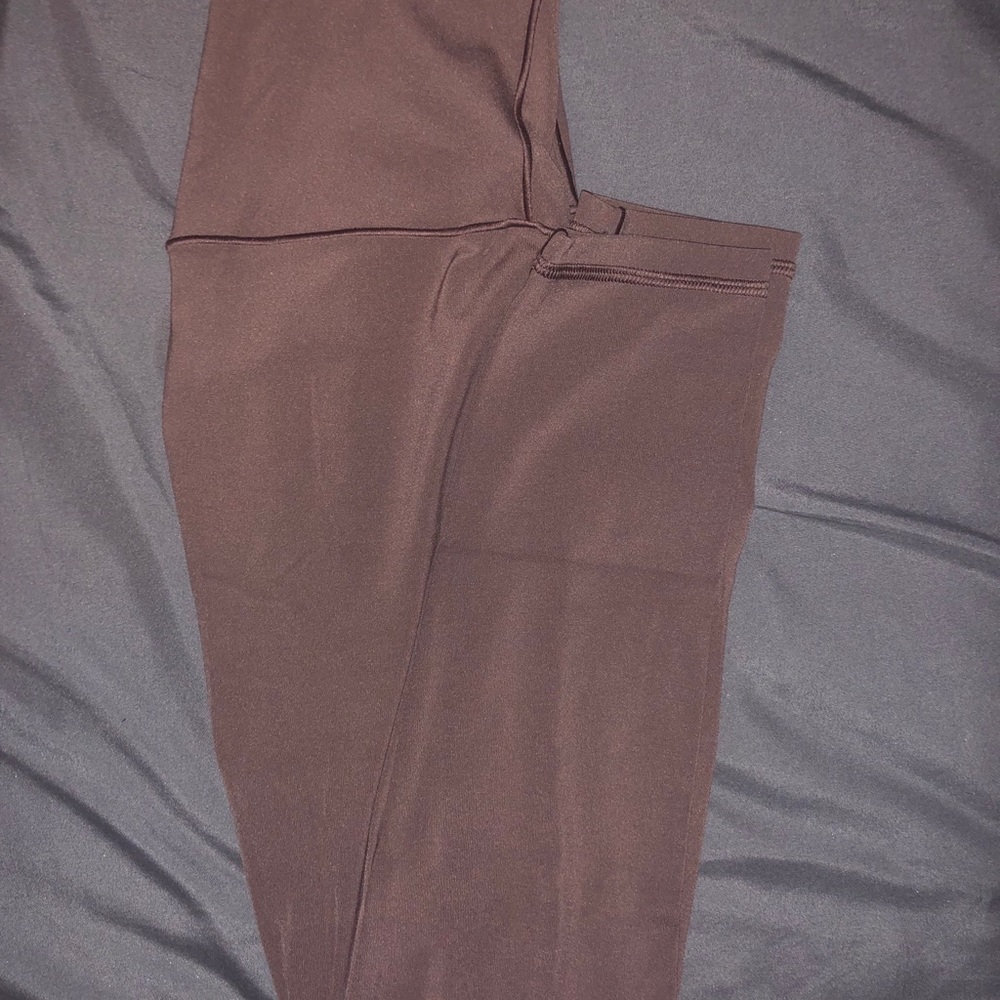 American Eagle Arie Brown Leggings.